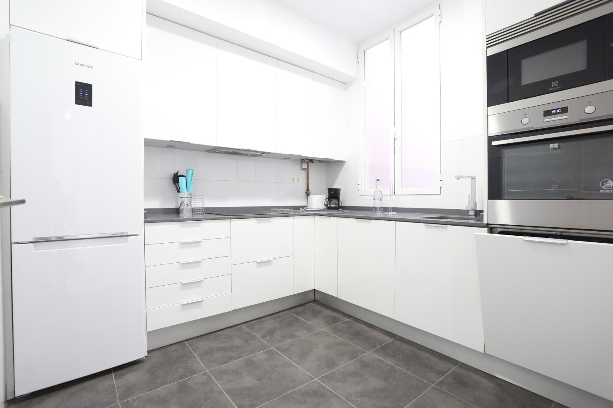 Sol Apartment Deluxe-Nun-Arce Madrid Bagian luar foto